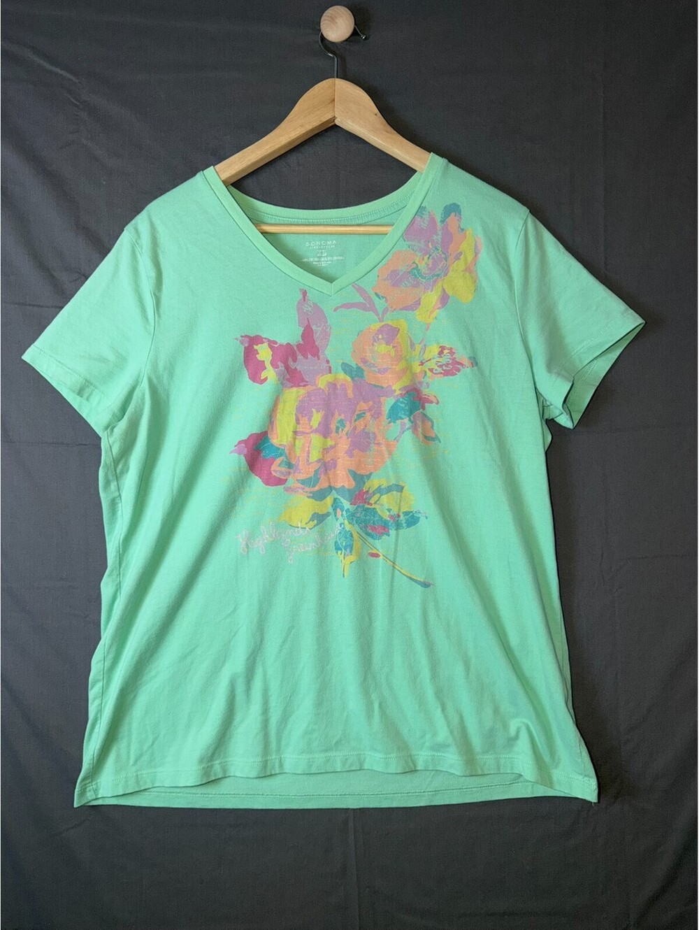 Sonoma Life + Style Floral V‑Neck Tee Light Green Size XL – Soft Cotton Blend
